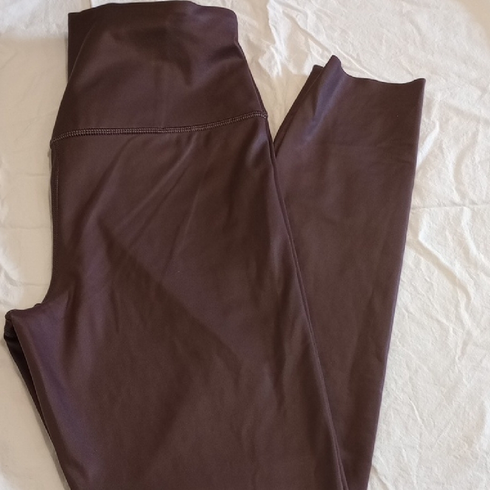 Brown High-Waisted Leggings